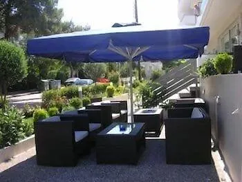 Ξενοδοχείο Blue Sky 2*